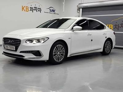 2018 Hyundai Grandeur