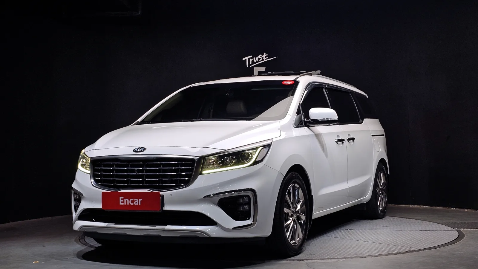 2019 Kia Carnival