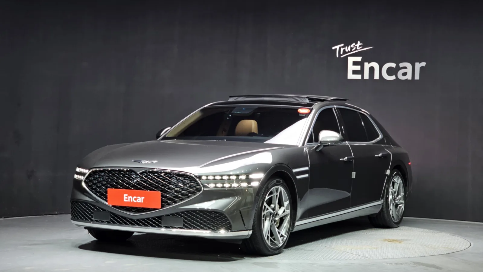 2022 Genesis G90