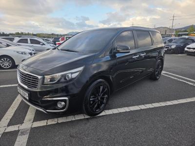 2015 Kia Carnival