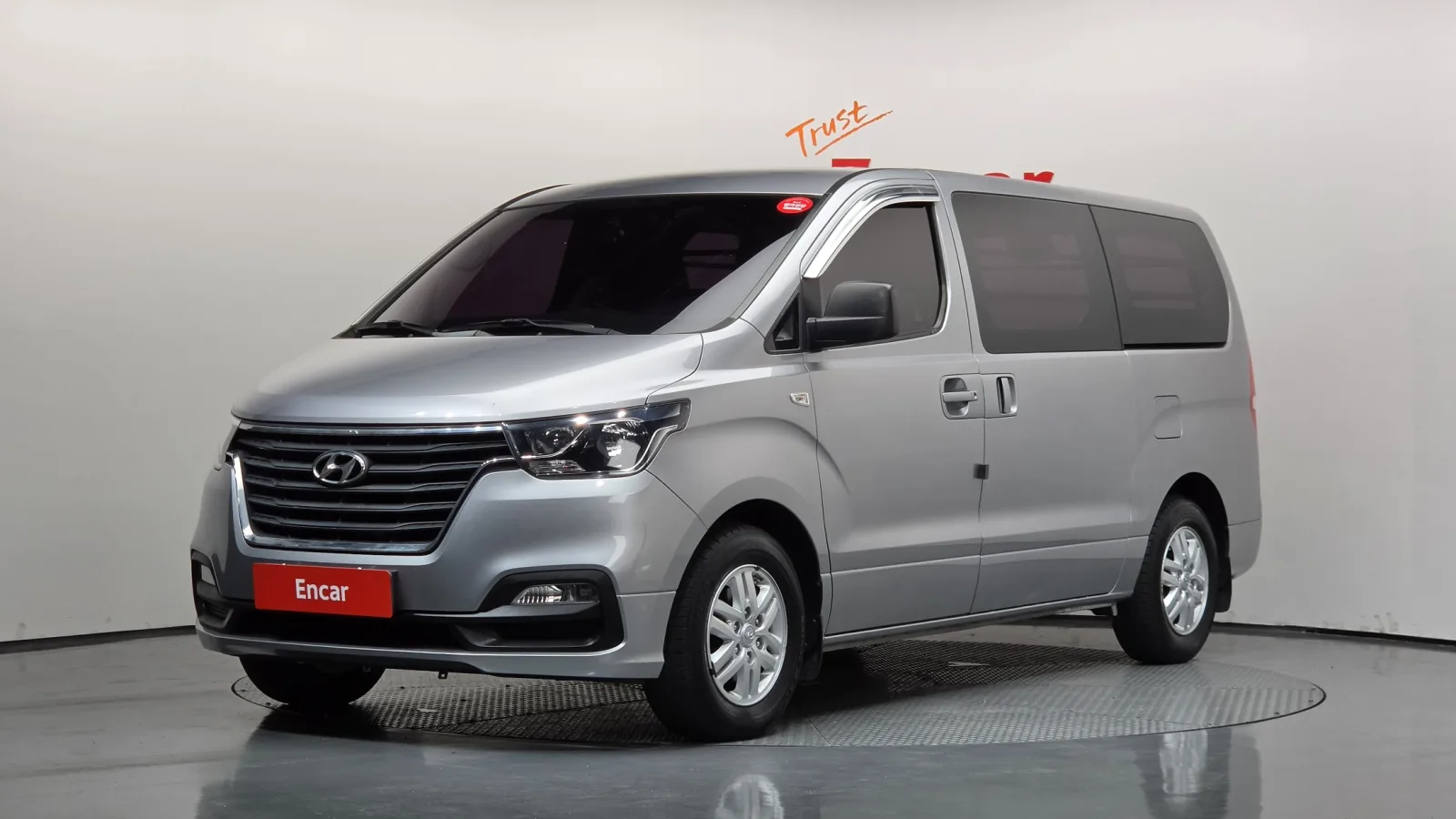 2019 Hyundai Starex