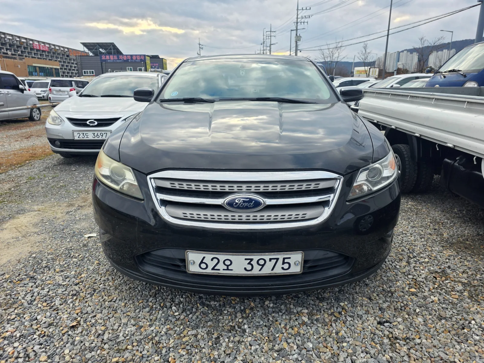 2011 Ford Taurus