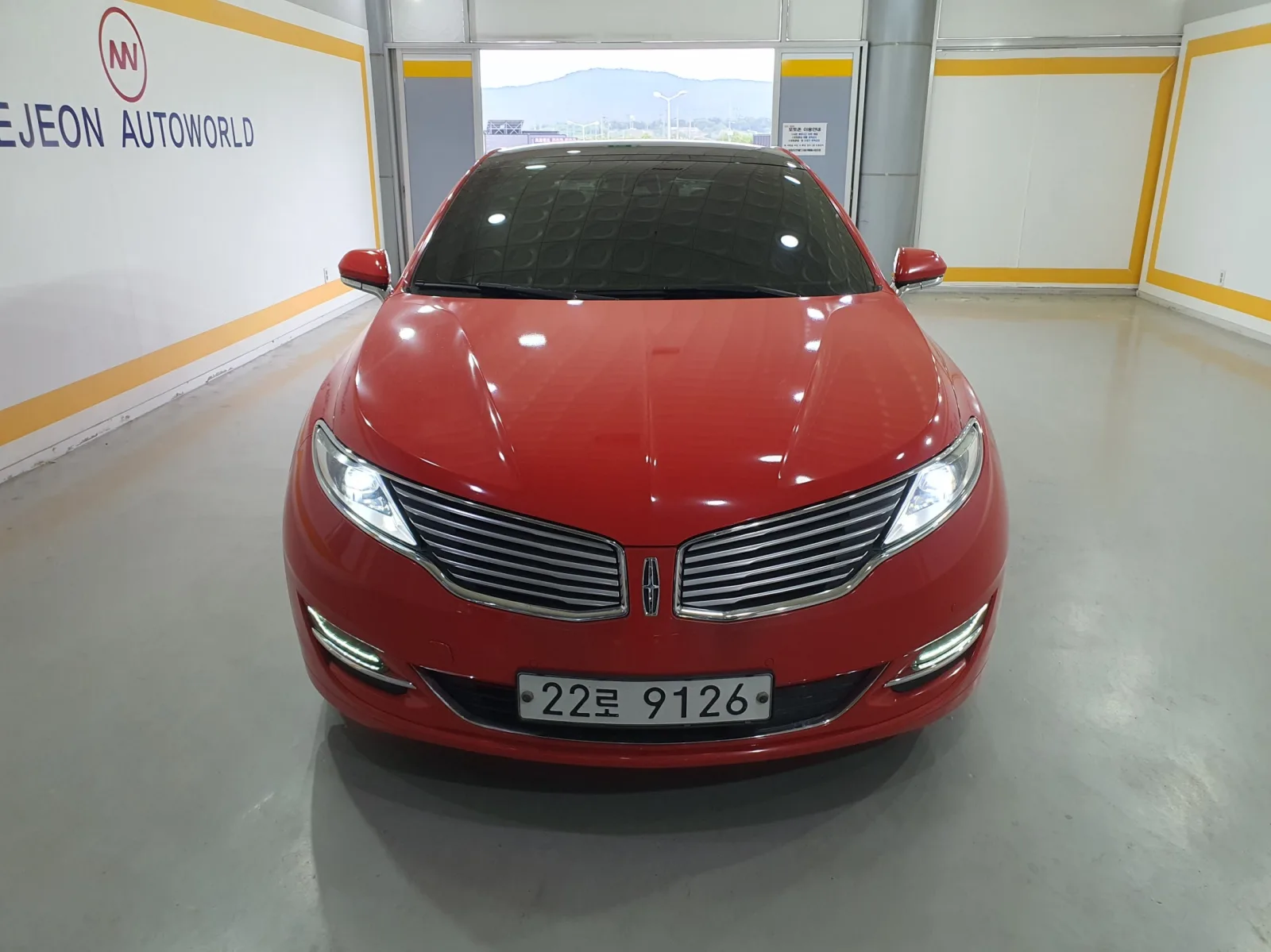 2014 Lincoln MKZ