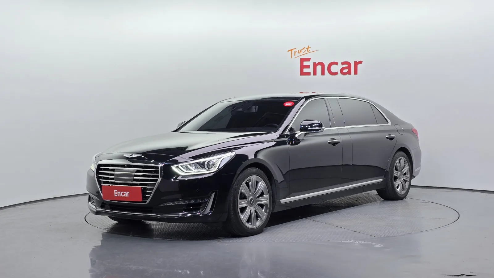 2016 Genesis EQ900