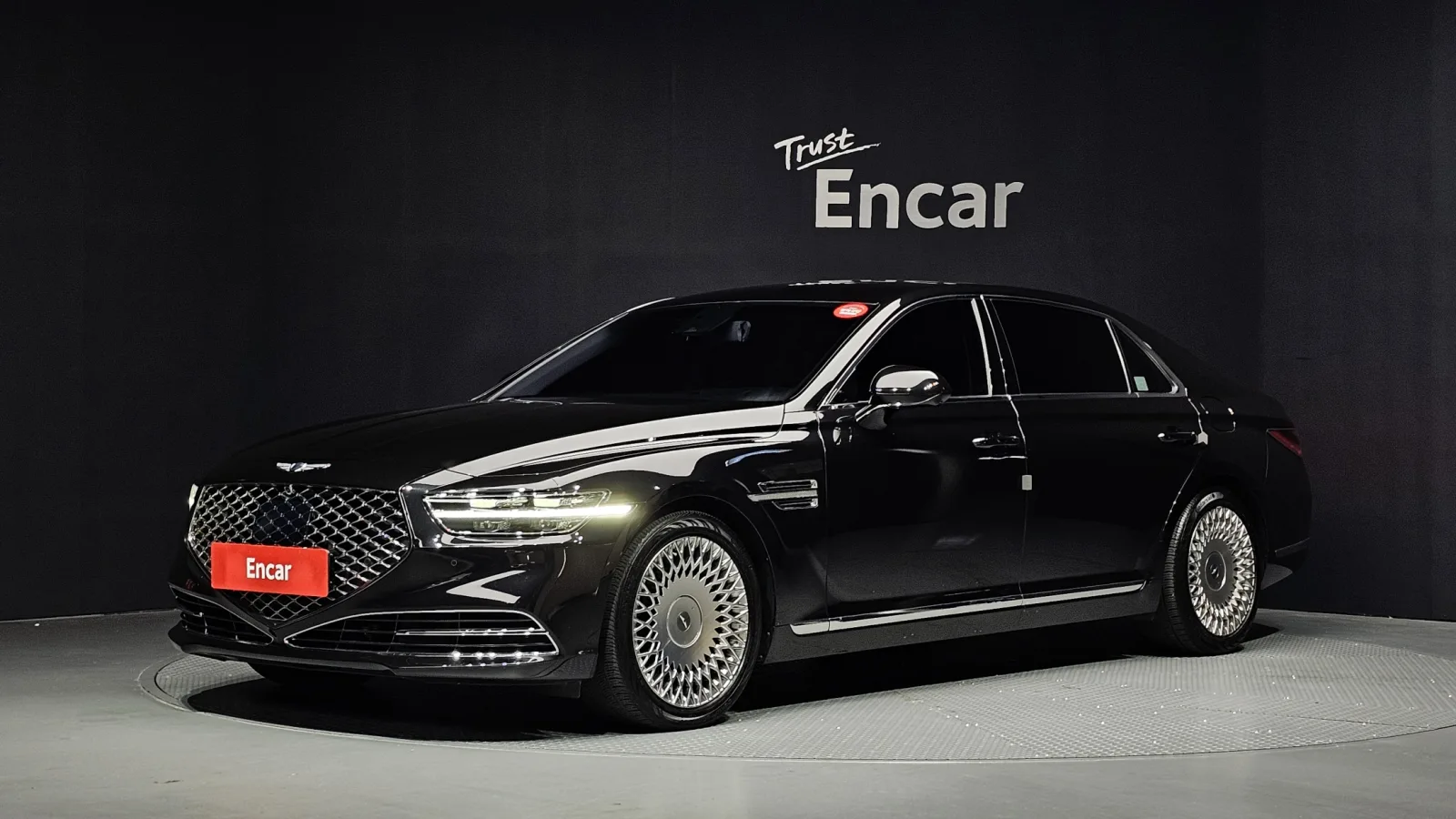 2019 Genesis G90