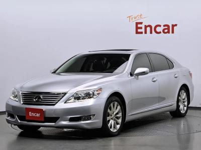 2010 Lexus LS