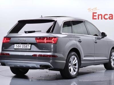 2016 Audi Q7