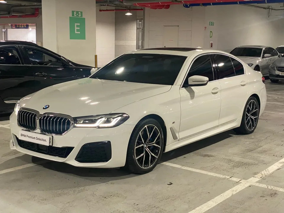 2022 BMW 5-Series