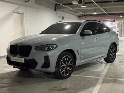 2023 BMW X4