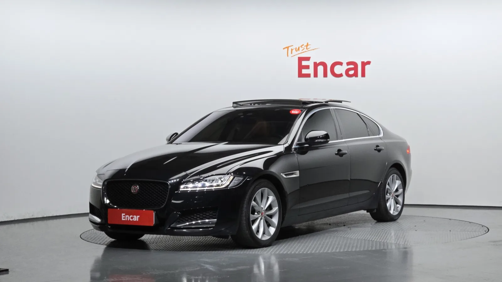 2019 Jaguar XF