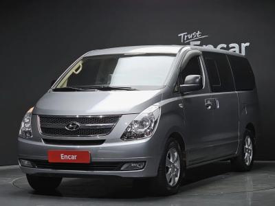 2011 Hyundai Starex