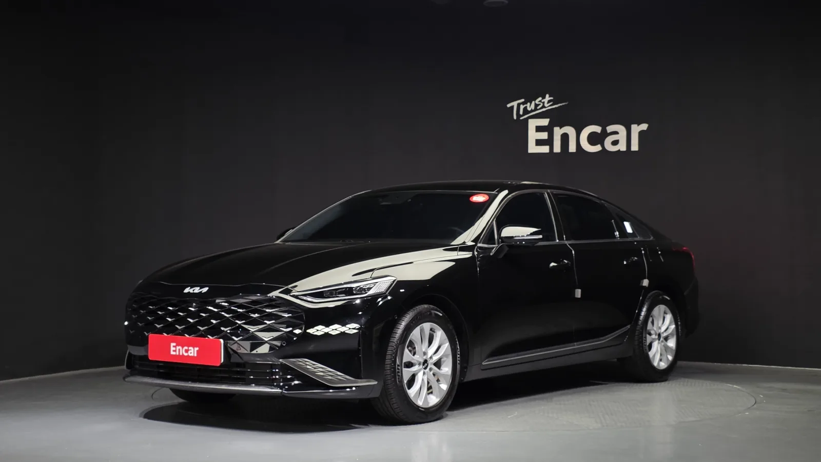 2022 Kia K8