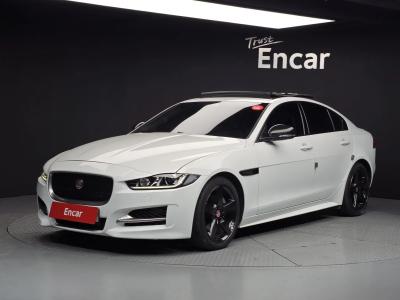 2018 Jaguar XE