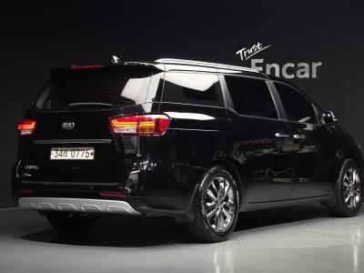 2016 Kia Carnival
