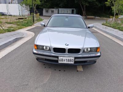 1997 BMW 7-Series