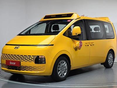 2022 Hyundai Staria