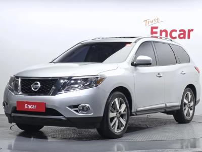 2015 Nissan Pathfinder