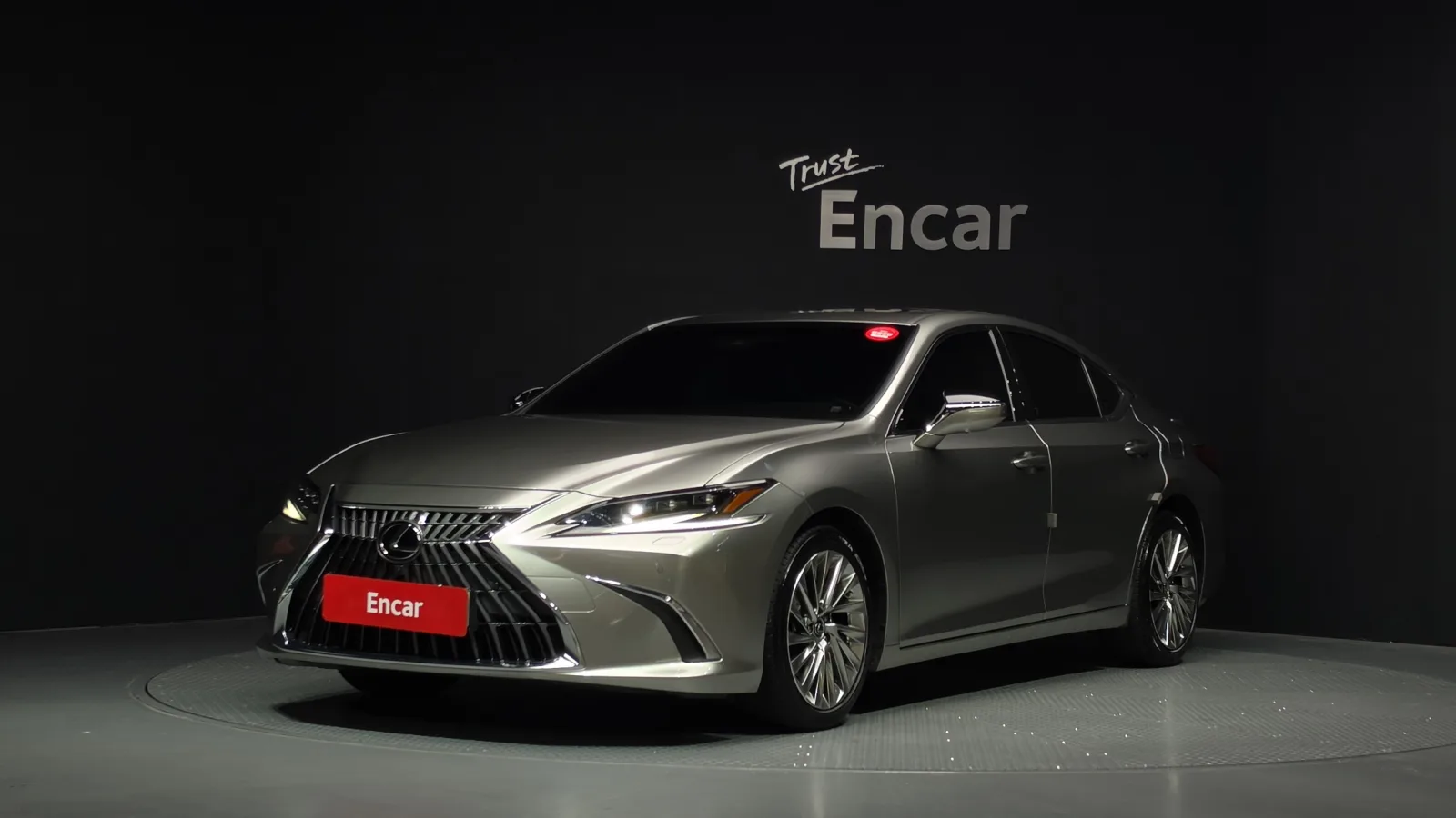 2023 Lexus ES