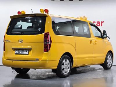 2019 Hyundai Starex