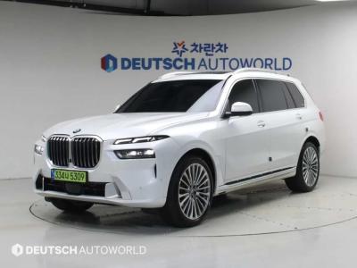 2025 BMW X7