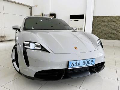 2022 Porsche Taycan