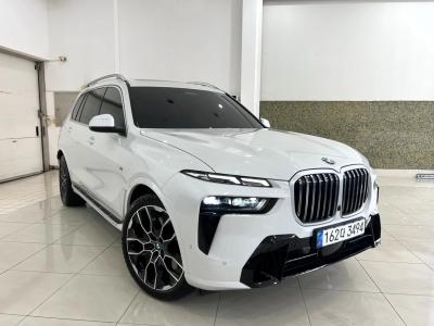 2023 BMW X7
