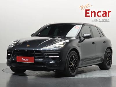 2020 Porsche Macan