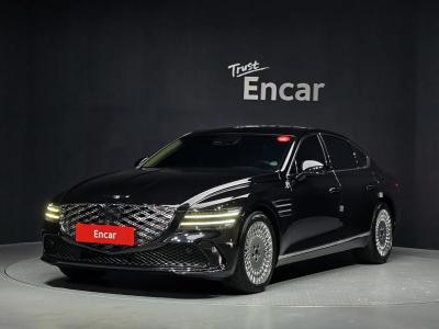 2025 Genesis G80