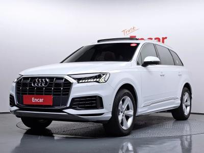 Audi Q7 2021