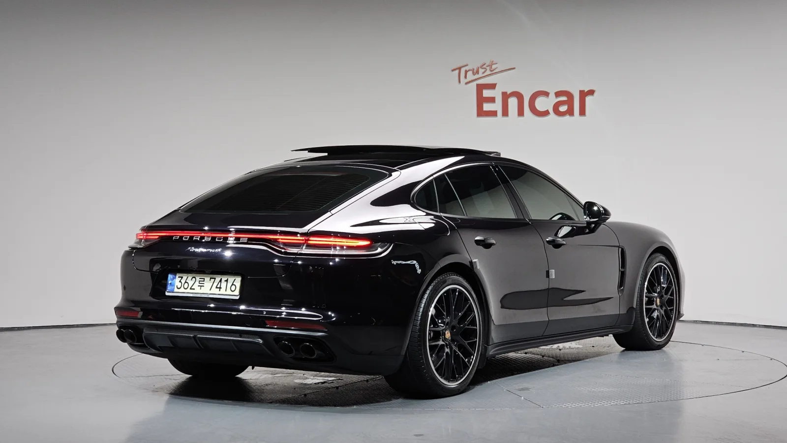 2021 Porsche Panamera