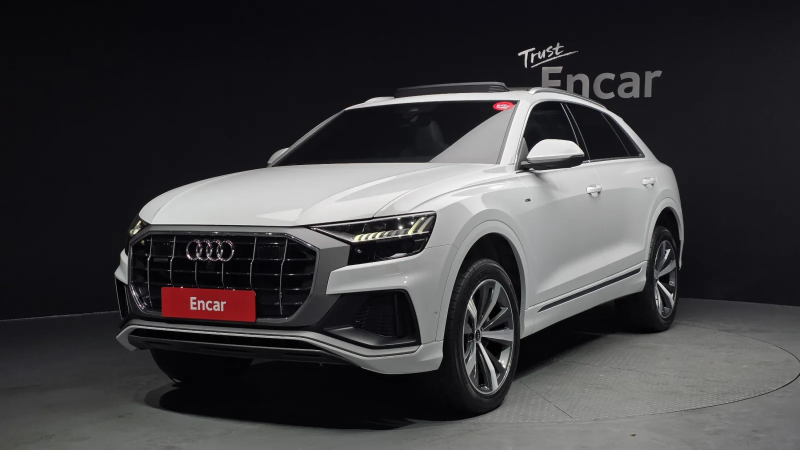 2022 Audi Q8