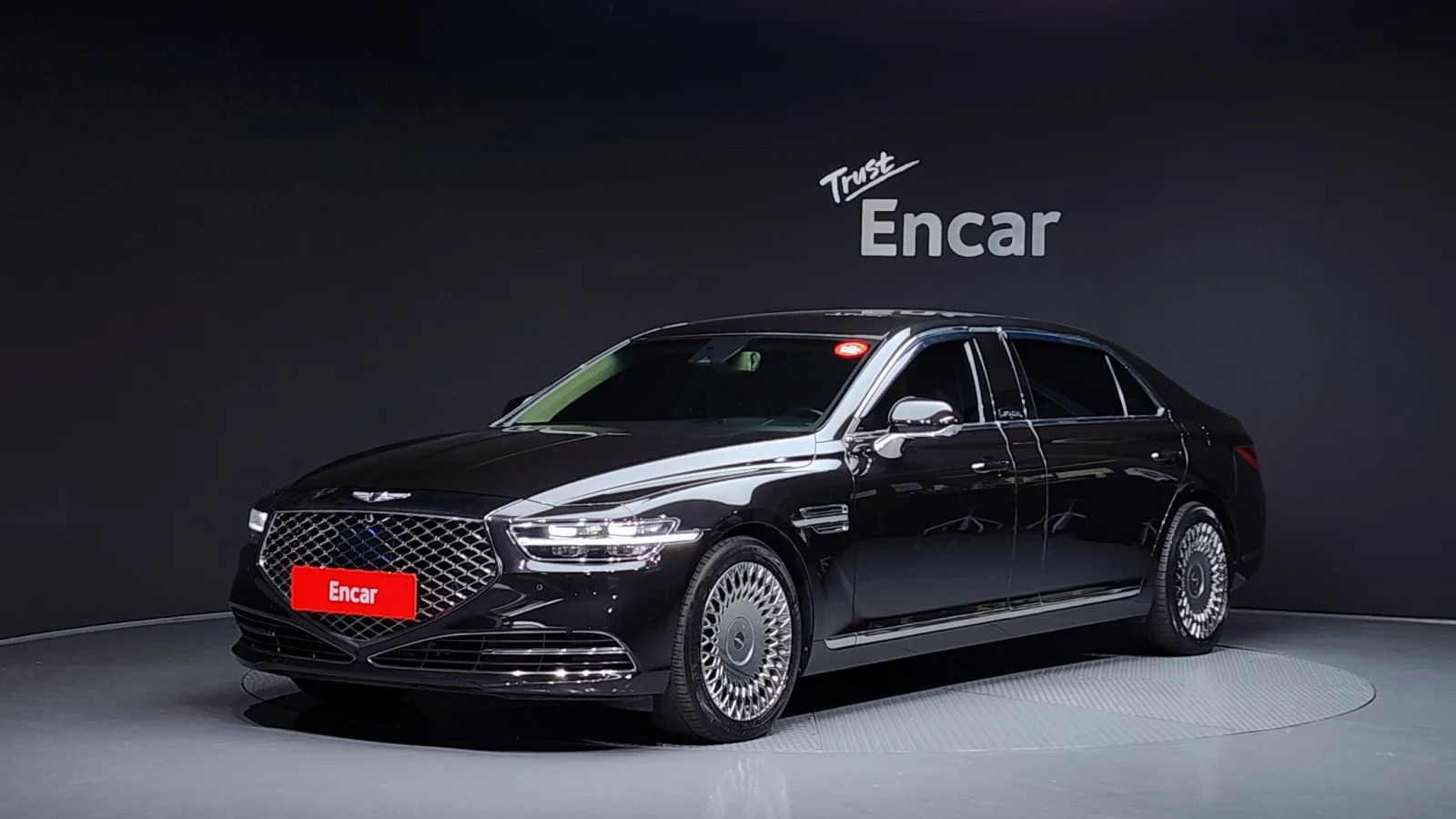 2019 Genesis G90