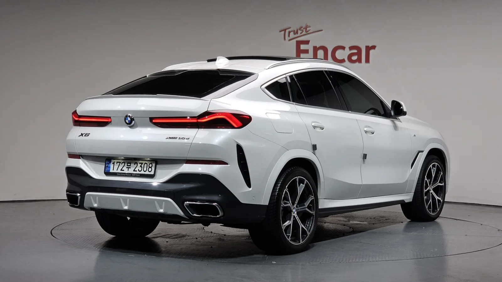 2022 BMW X6