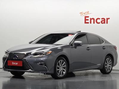 2018 Lexus ES