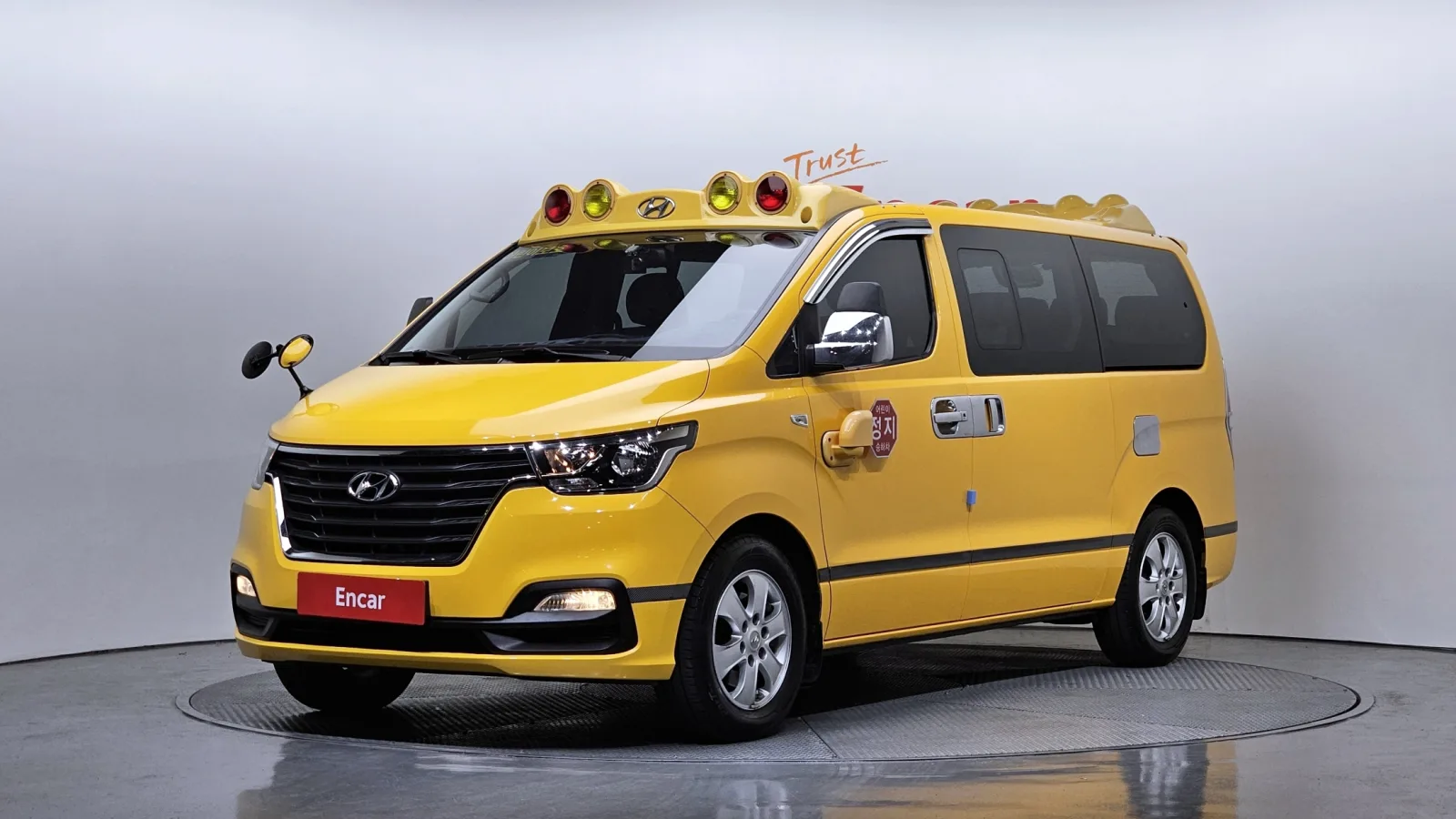 2019 Hyundai Starex