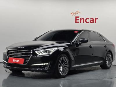 2017 Genesis EQ900