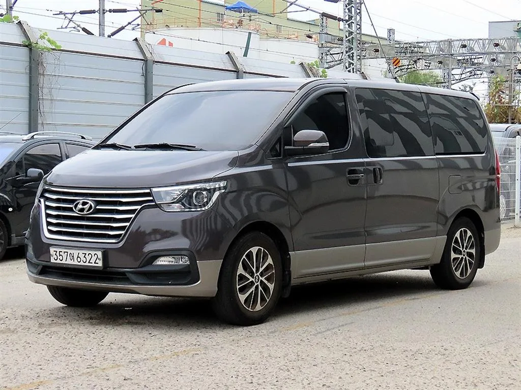 2020 Hyundai Starex