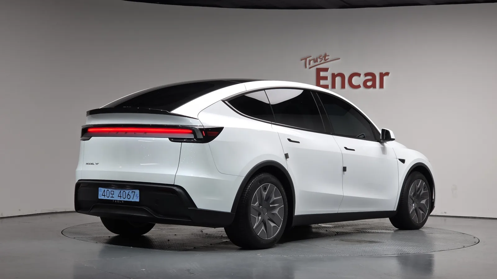 2026 Tesla Model Y