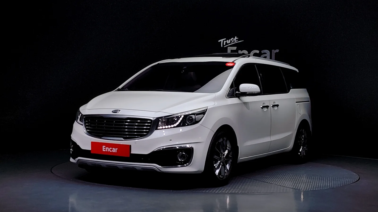 2016 Kia Carnival