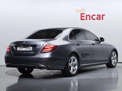 2017 Mercedes-Benz E-Class