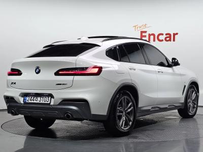2021 BMW X4