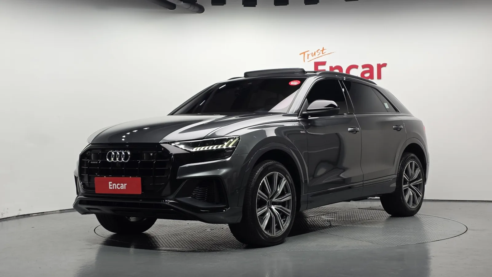 2021 Audi Q8