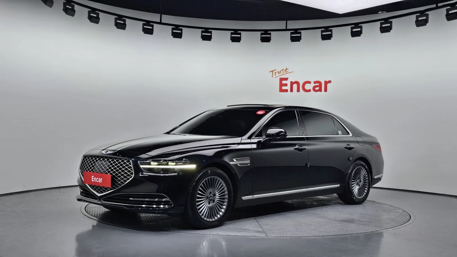 2020 Genesis G90