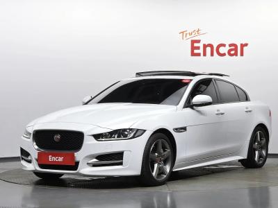 2019 Jaguar XE