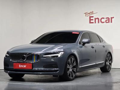 2021 Volvo S90