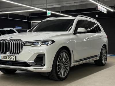 2021 BMW X7