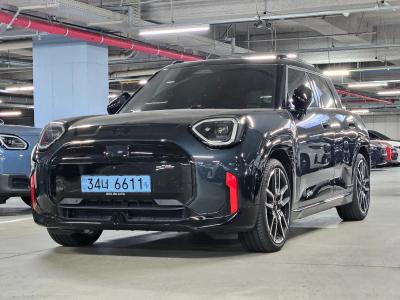 2025 MINI Aceman