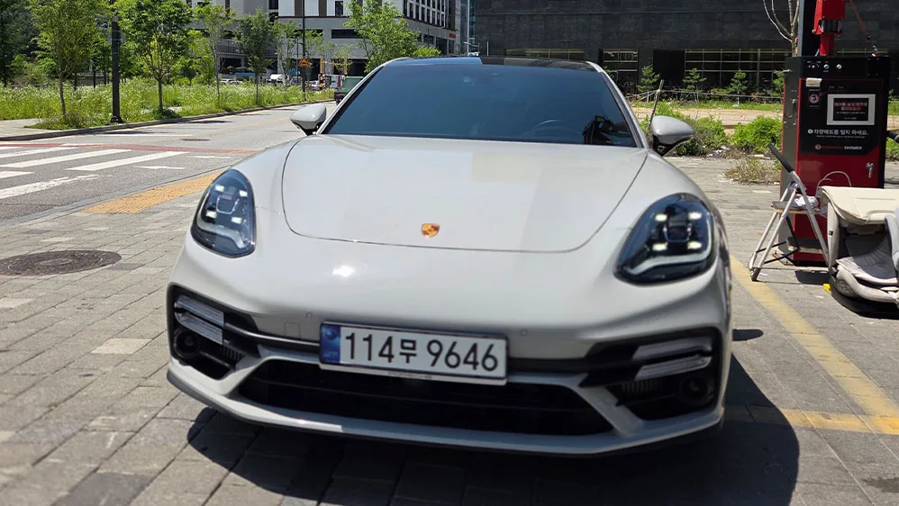 2023 Porsche Panamera