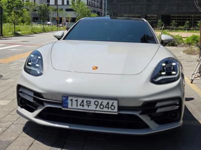 2023 Porsche Panamera