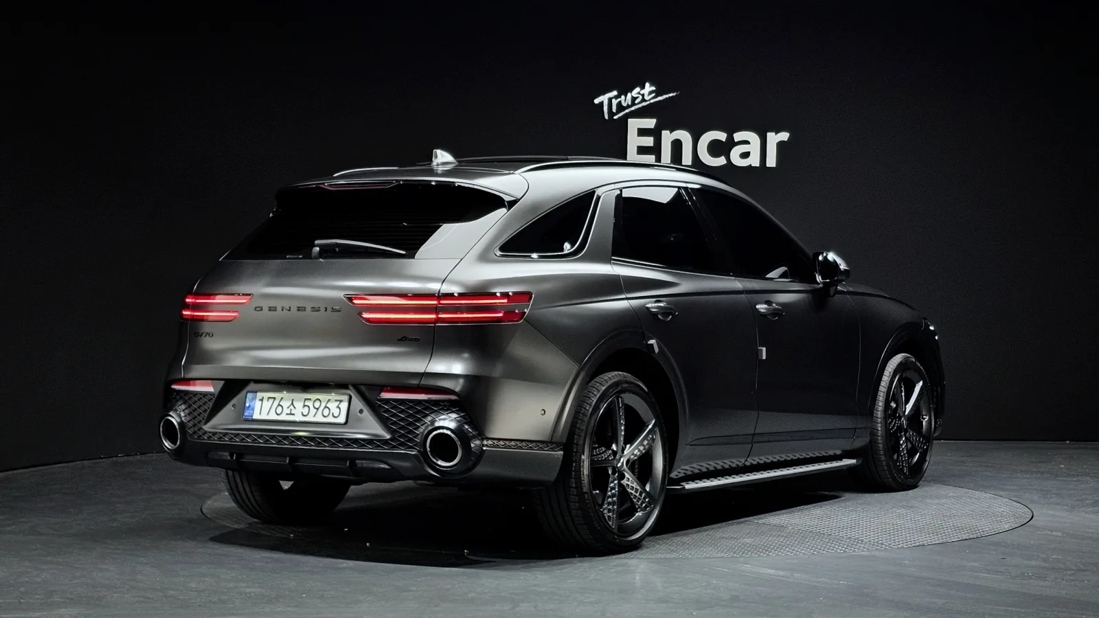 2023 Genesis GV70